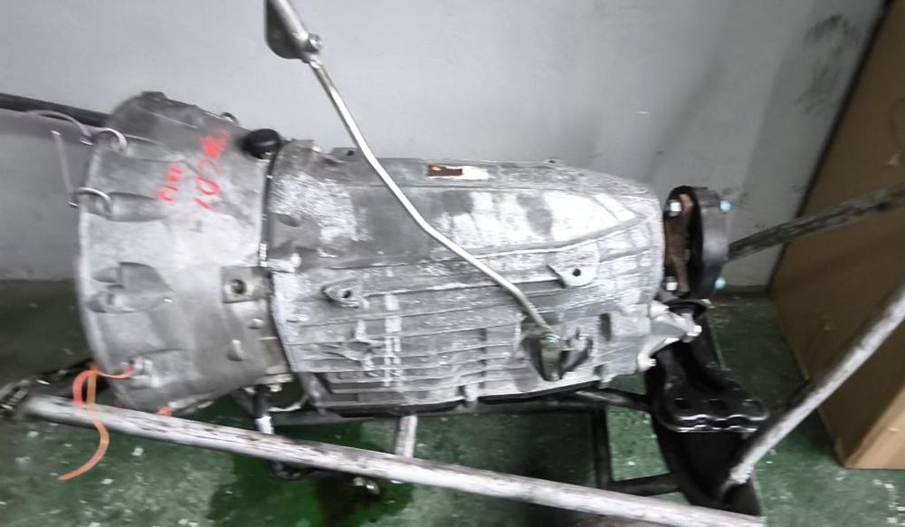 Caixa automático de Mercedes C 220 W 204 CDI
