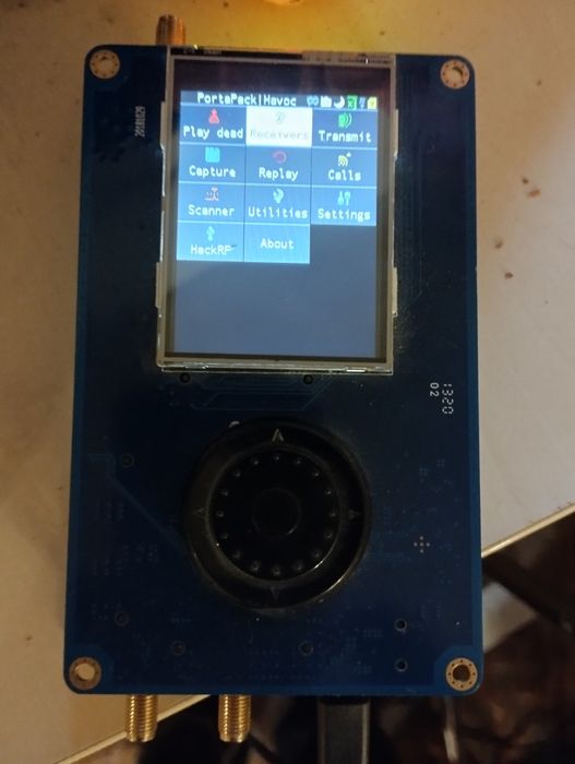 SDR приймач передавач  H1