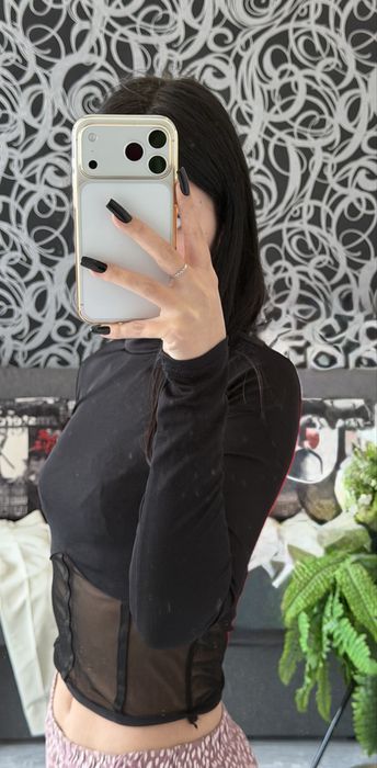 Продаю кофту в сетку
