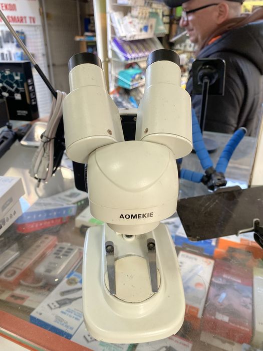 Микроскоп AOMEKIE 20X       !