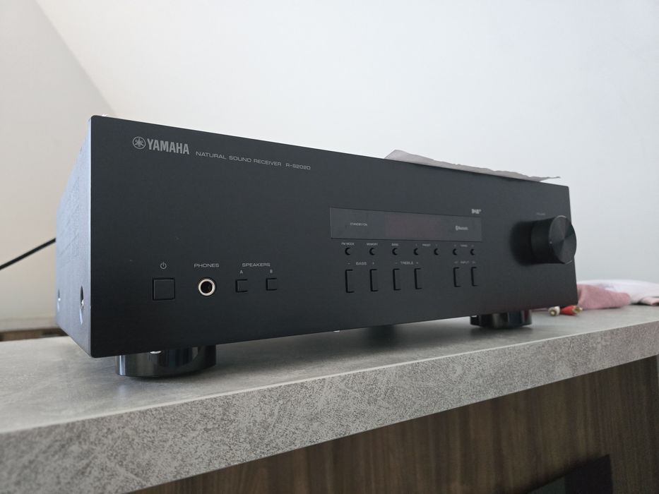 Yamaha r-s 202 D amplituner/ Bluetooth/ wysoka moc 100 W