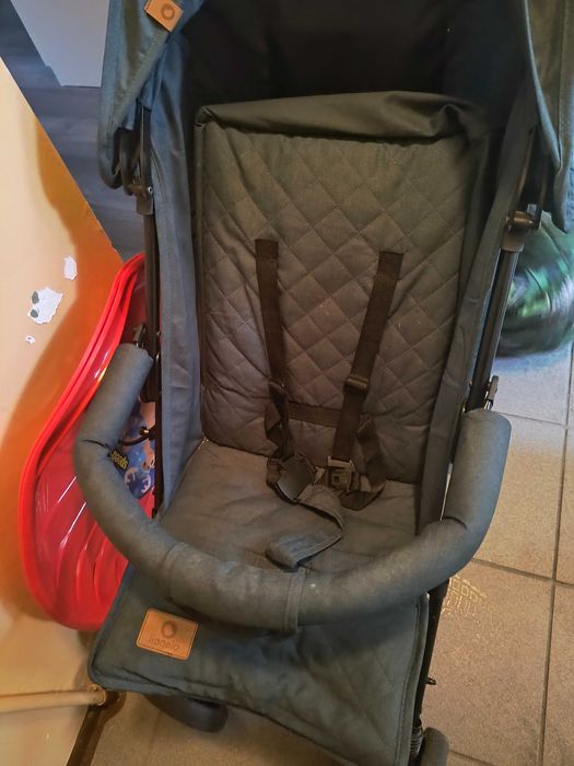 Wózek spacerowy lionelo