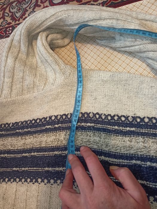 Wełniany sweter męski