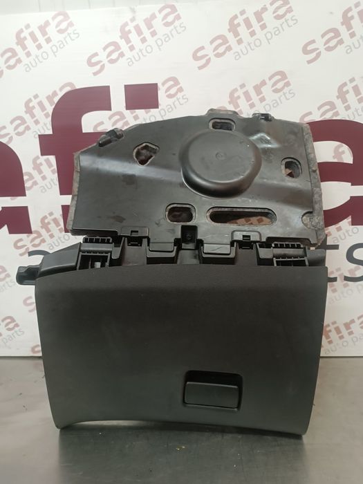 Porta Luvas OPEL ASTRA J - 13313192