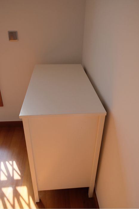 Comoda marca IKEA