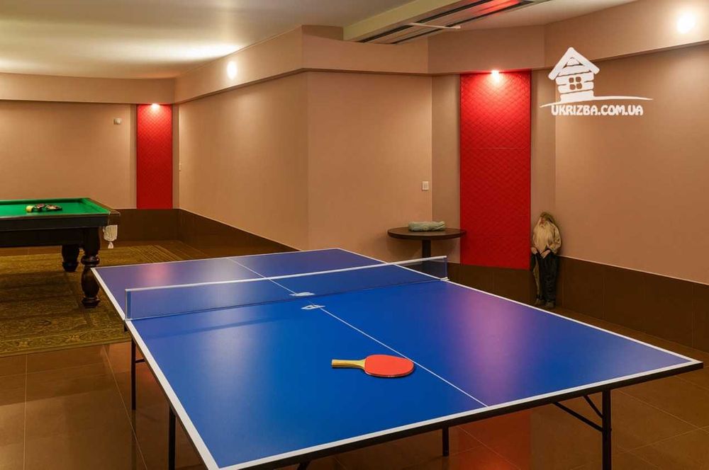 Київ. Будинок 300кв.Більярд, теніс, 5 спалень,бомбосховище. До 25 осіб