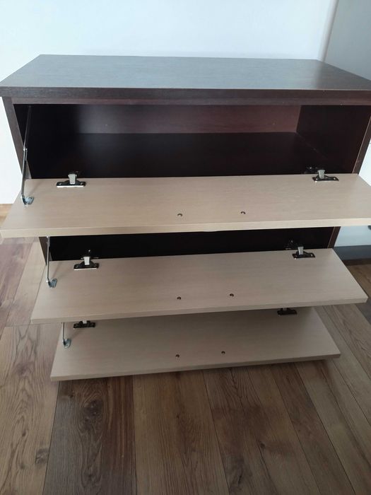 Szafka na buty masywna z wieszakiem