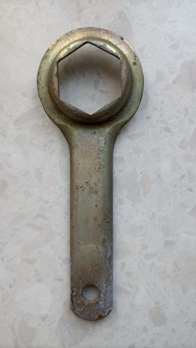 Ключ масляного фильтра ваз(2101-07) СССР: 70 грн. - Мастильні фільтри ...