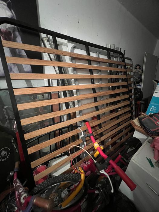 Estrados cama e outros