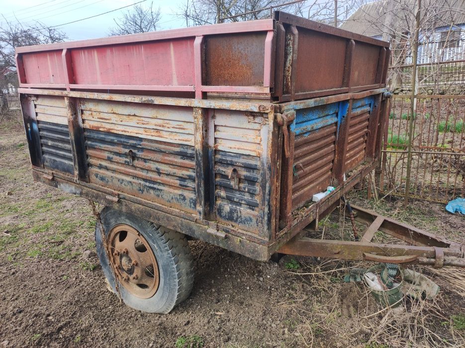 Причіп для трактора