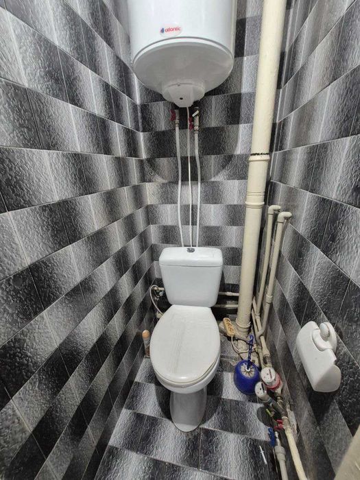 Продаю симпатичную 2к.кв. на Южном.