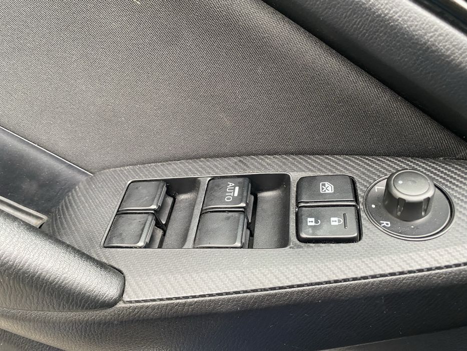 Мазда 3. 2015г. 2.0л