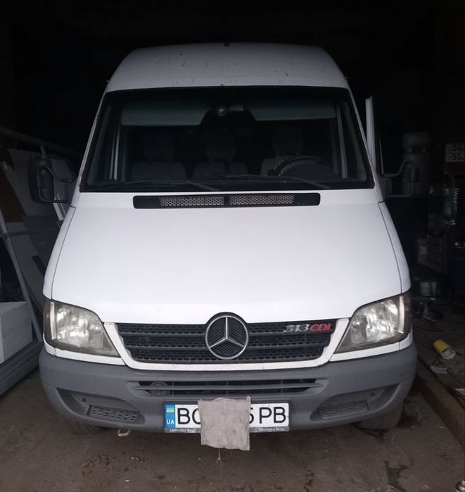 Капот склопластик до Мерседес Спрінтер/ Mercedes Sprinter.