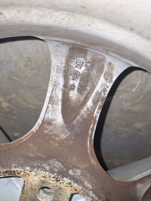Felgi aluminiowe 18 cali mitsubishi Pajero