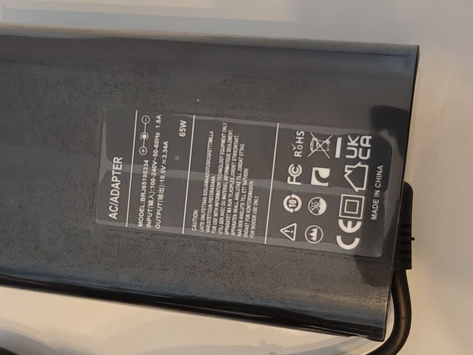 Carregador para Portátil 65W
