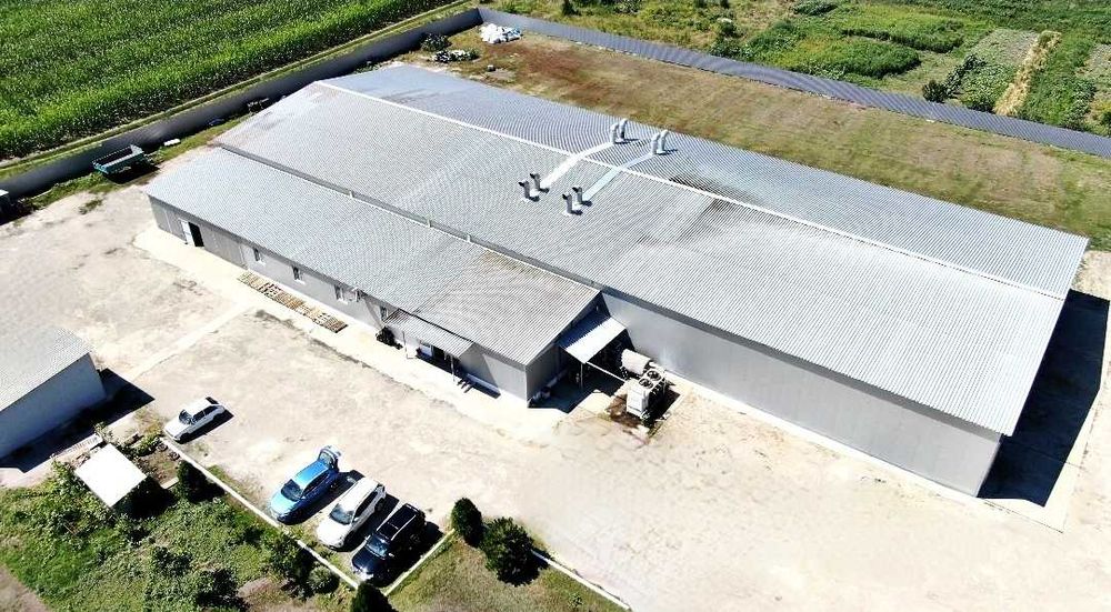 Агропромисловий комплекс по вирощуванню грибів.