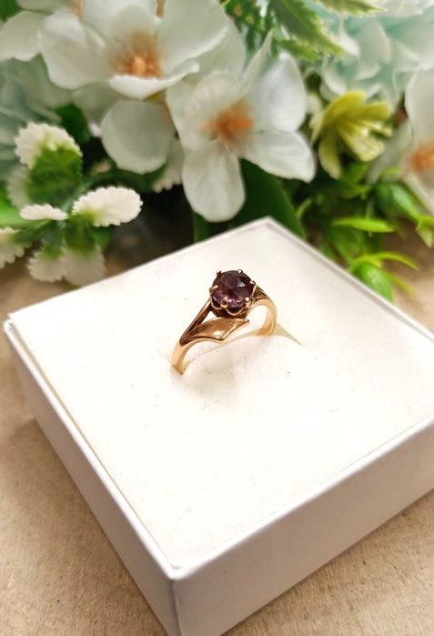 Złoty pierścionek p.583/3,07g