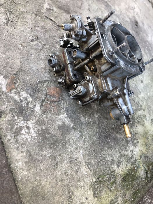 продам карбиратор ваз