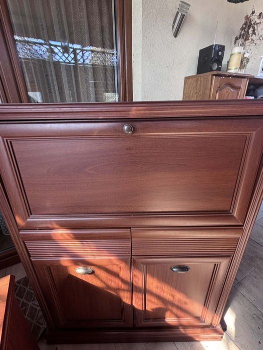 Barek brązowy z szufladami