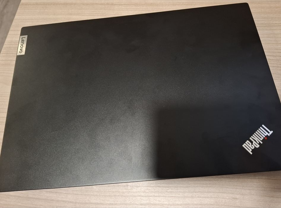 Portátil thinkpad E14