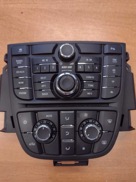 zestaw radio NAVI600 +  wyświetlacz  Opel Astra J IV  LIFT