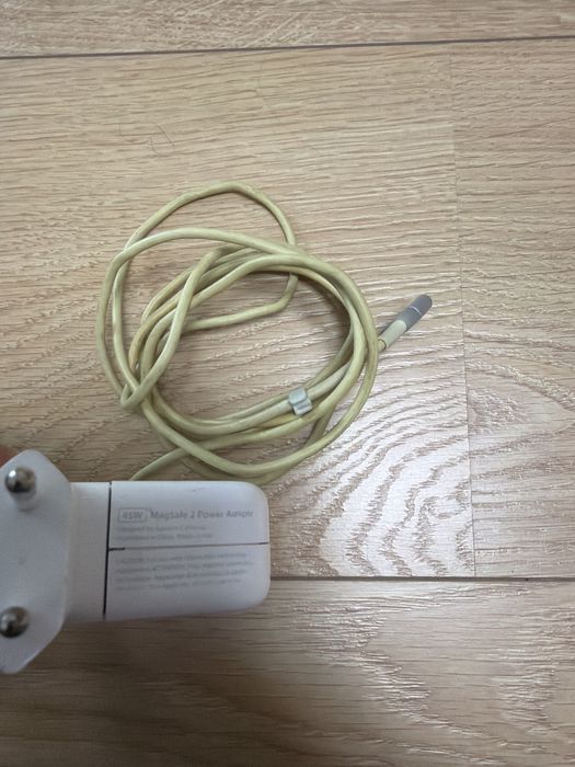 Apple MacBook Charger64752104146691121