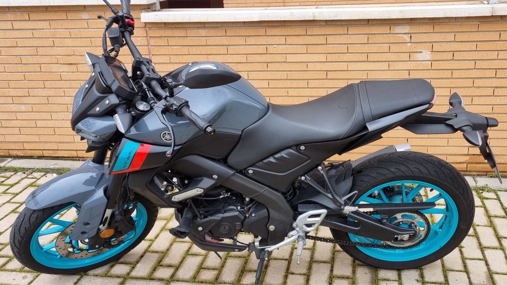 Yamaha MT-125 moto