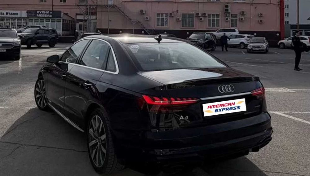 Audi A4 2.0 TFSI  2021