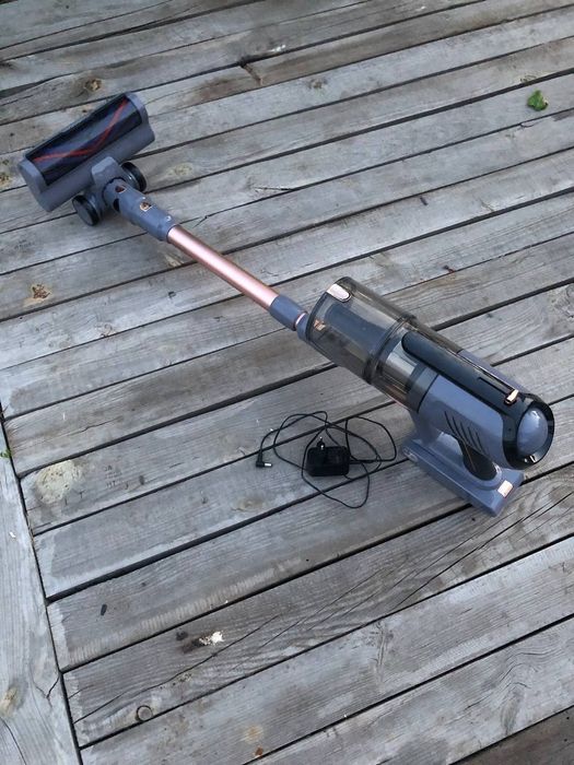 Пылесос аккамулятоный vacuum cleaner  Dyson