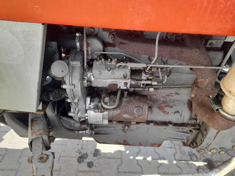 Massey Ferguson 158 , 148