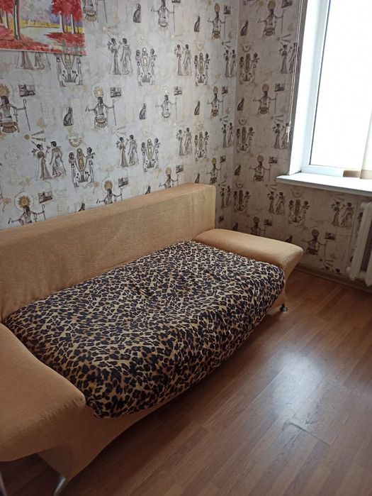 Сдам 2 комнатную квартиру по Добровольского /Бочарова