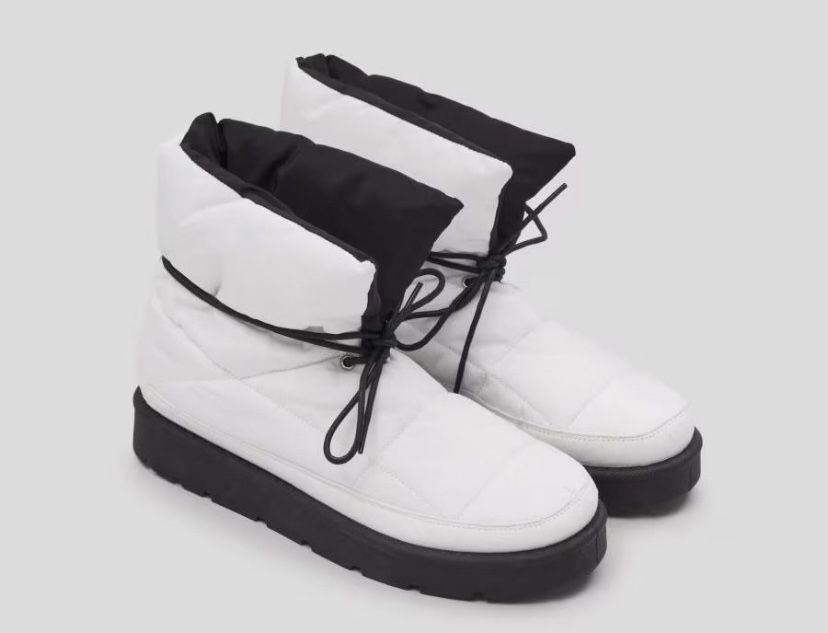 Женские зимние сапоги Sinsay