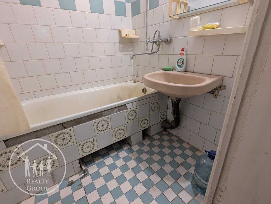 Продаж 3-кімнатної квартири на Сихові