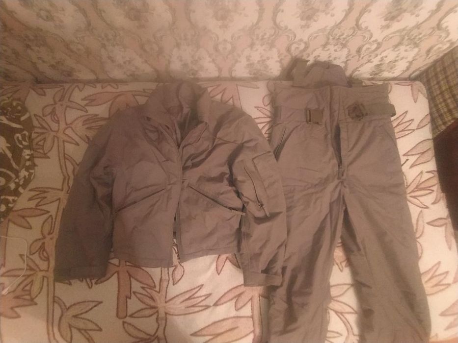 Продам комплект Carinthia