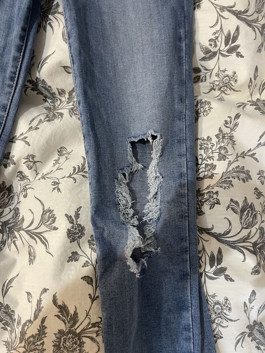 Jeansy spodnie levis 25/30 dziury high