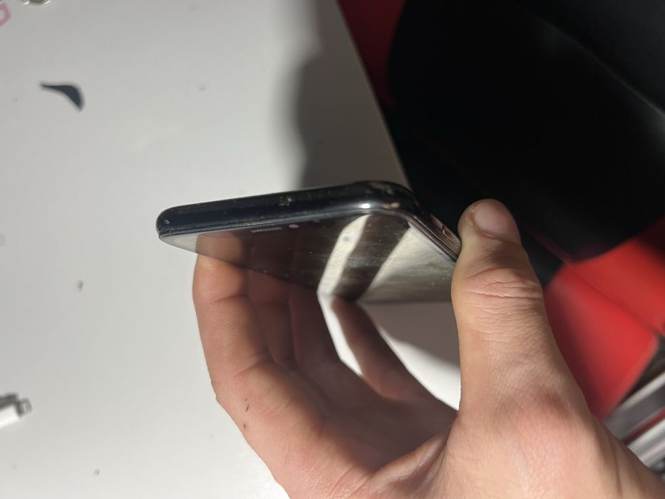 Продам Iphone X 256 Neverlok