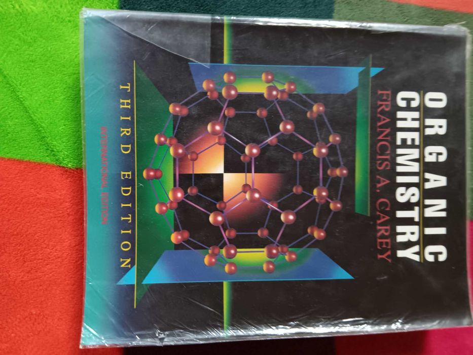 Livro Organic Chemistry, de Francis Carey.