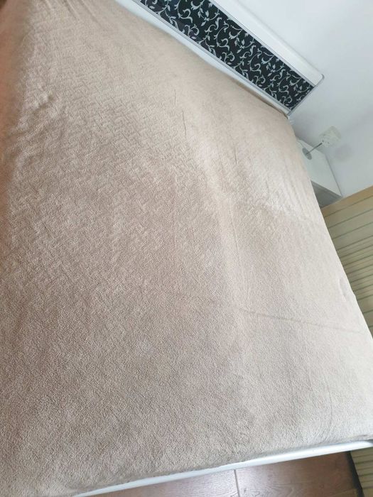 Покривала на ліжко