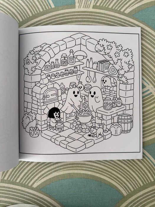 Cozy  Розмальовка scary corner