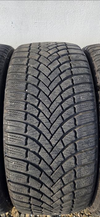 Bridgestone Blizzak LM005 225/40R19