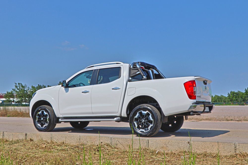 Nissan Navara rury orurowanie paki chrom Hamar