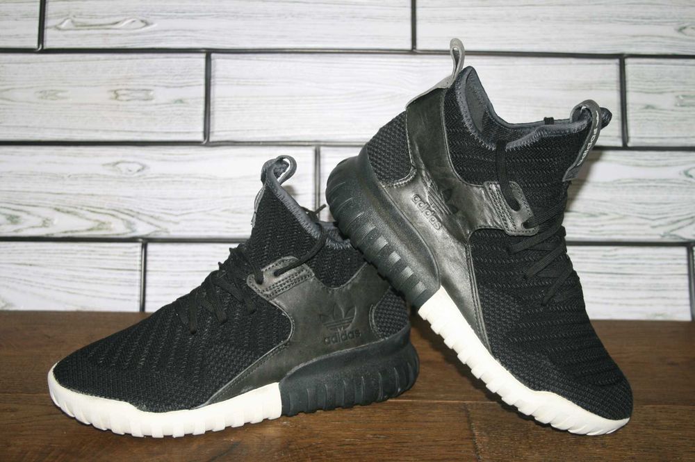 Кроссовки Adidas 41 р. (26 см)
