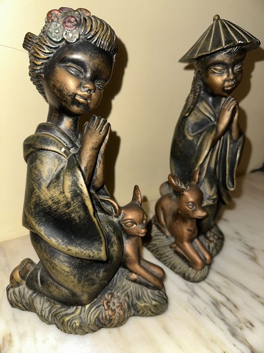 Par de Estatuetas Orientais Decorativas – Estilo Zen