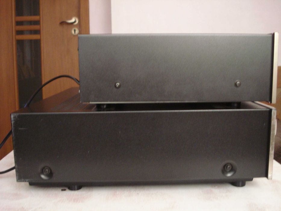 Підсилювач "Luxman" L-3, L-215