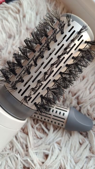 Фен-щітка Philips BHA710/00