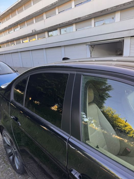 BMW E90 318D 2011