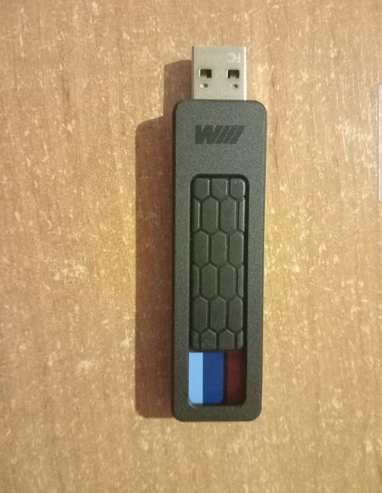 Pendrive BMW 32GB