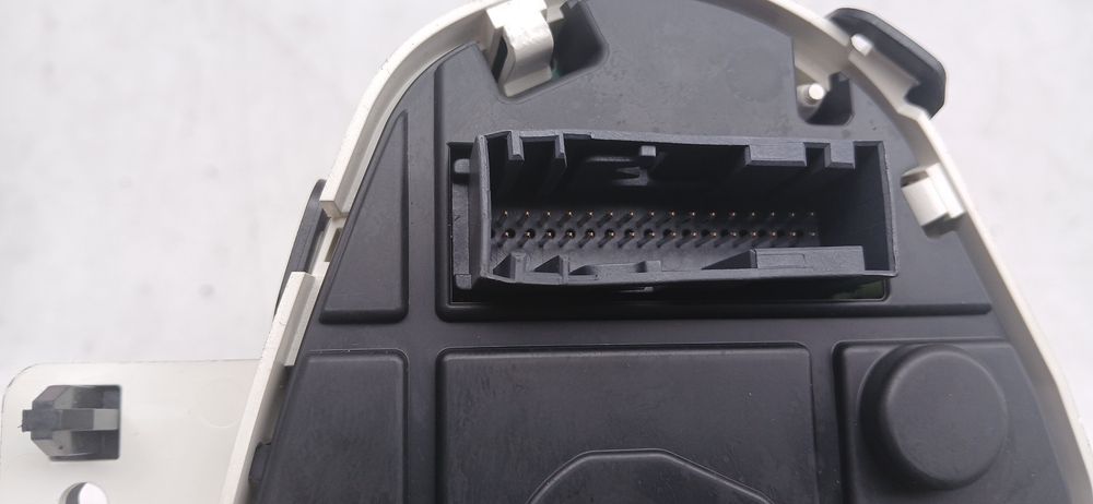 Quadrante / painel de instrumentos FORD Fiesta VI (CB1, CCN)
