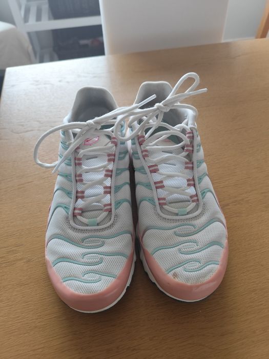 Vendo tênis Nike Air Max Plus tam 38,5