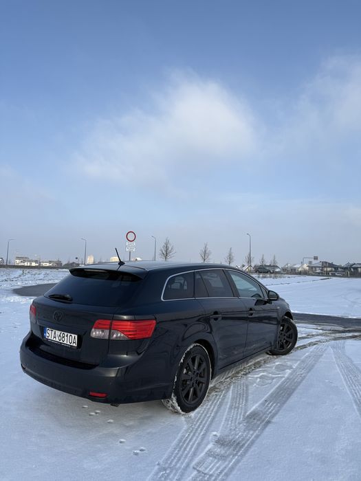 Toyota Avensis / Automat / 2.2D / Maksymalne wyposazenia / Zadbana !